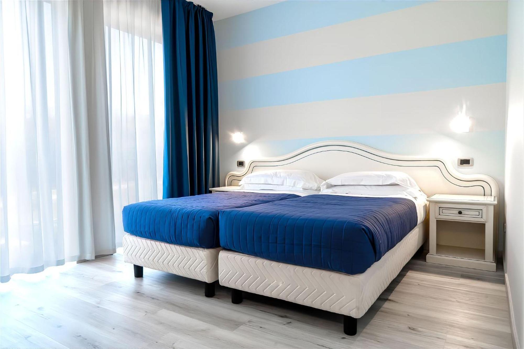 Ahg Riva Del Sole Hotel - Adults Only Moniga del Garda Dış mekan fotoğraf