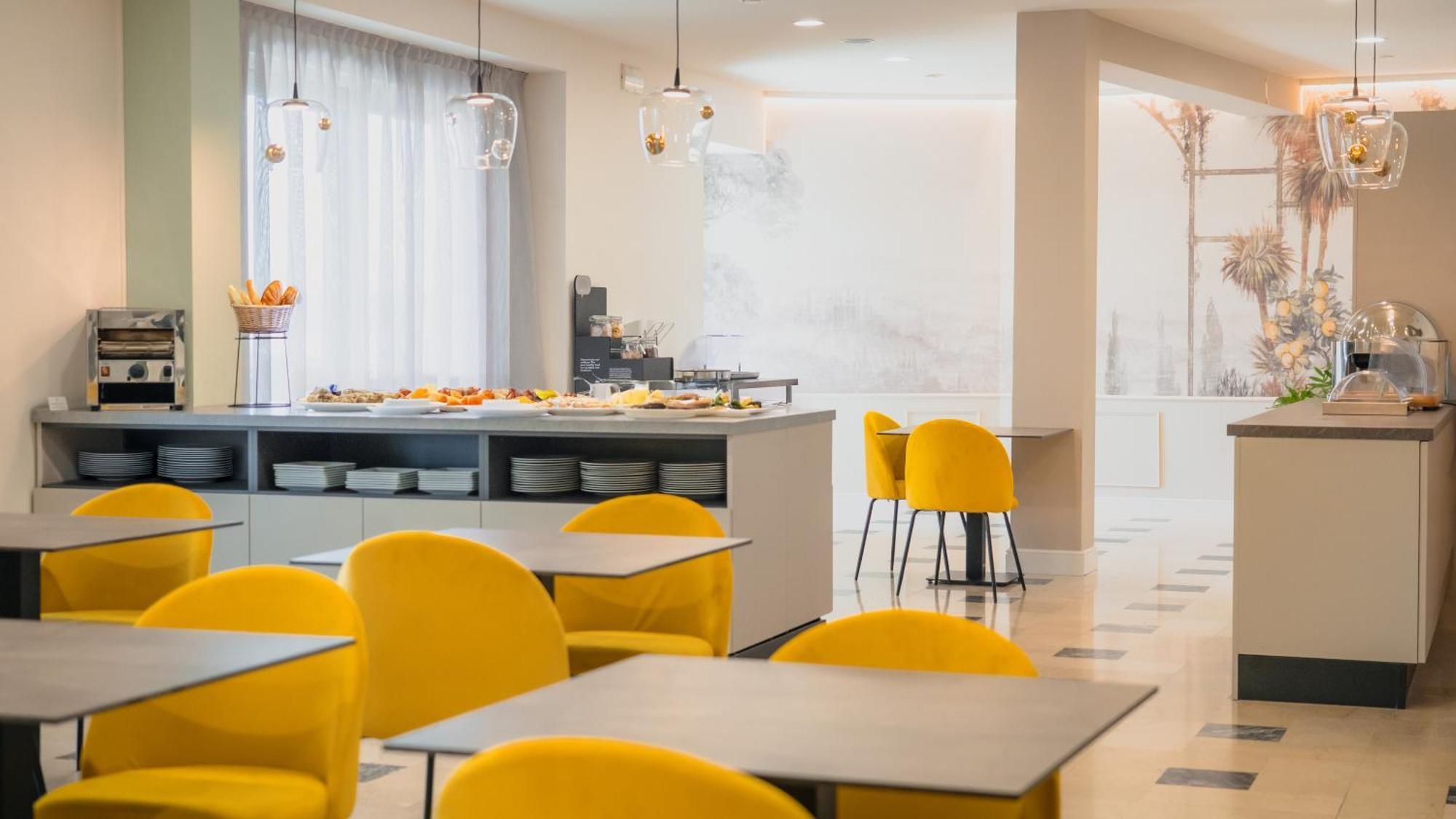 Ahg Riva Del Sole Hotel - Adults Only Moniga del Garda Dış mekan fotoğraf
