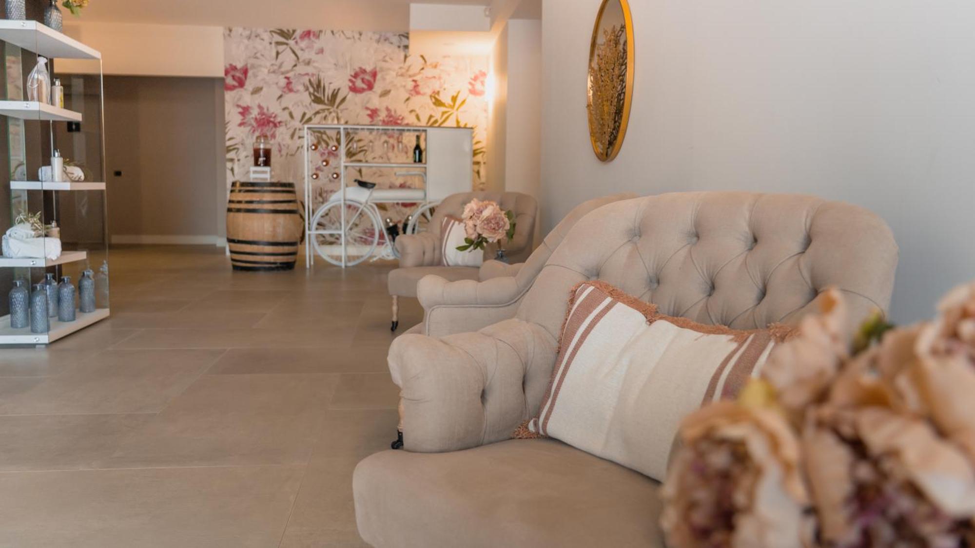 Ahg Riva Del Sole Hotel - Adults Only Moniga del Garda Dış mekan fotoğraf