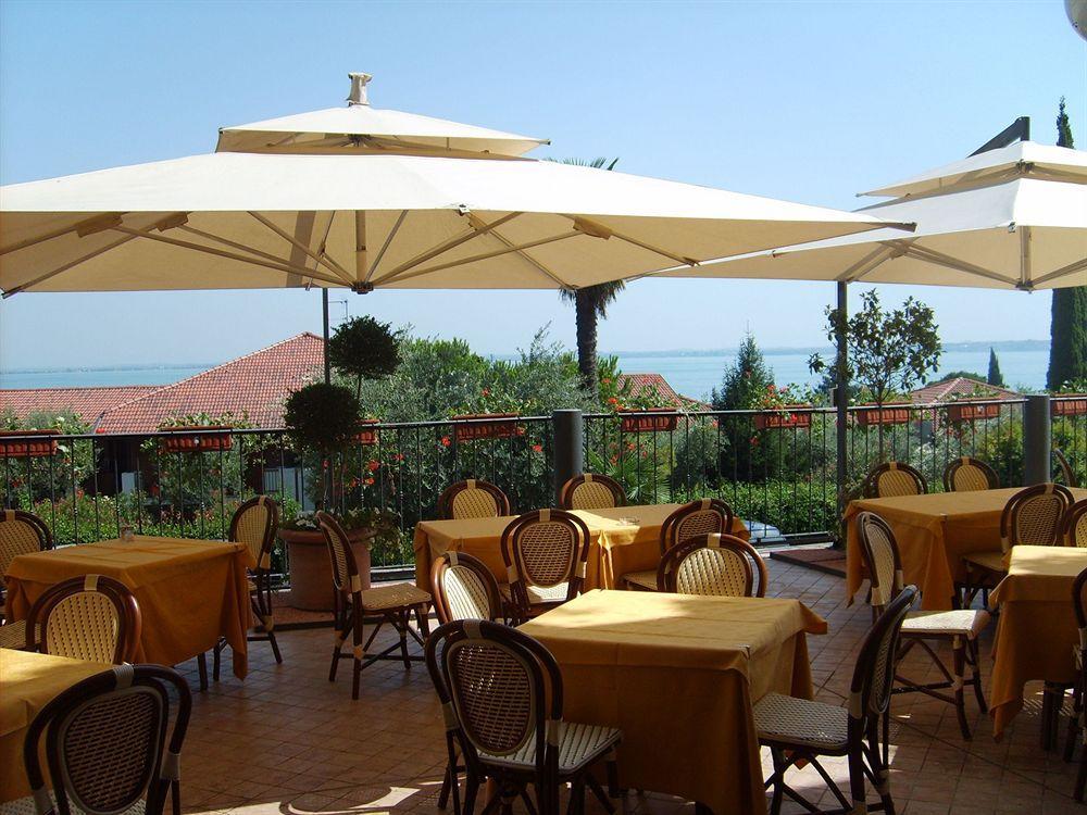 Ahg Riva Del Sole Hotel - Adults Only Moniga del Garda Restoran fotoğraf